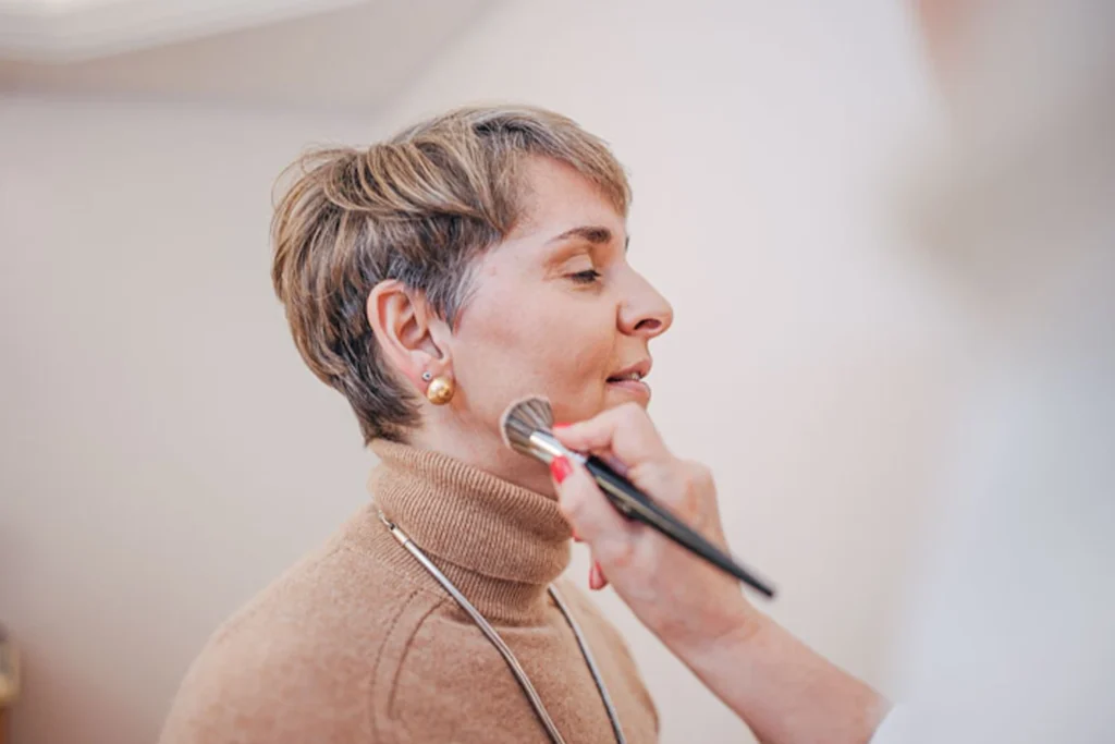 Gesichtspflege-Behandlung im Kosmetikstudio Augsburg